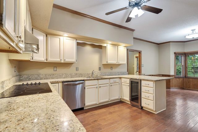 8940 ARMADALE DR, Germantown, TN 38139