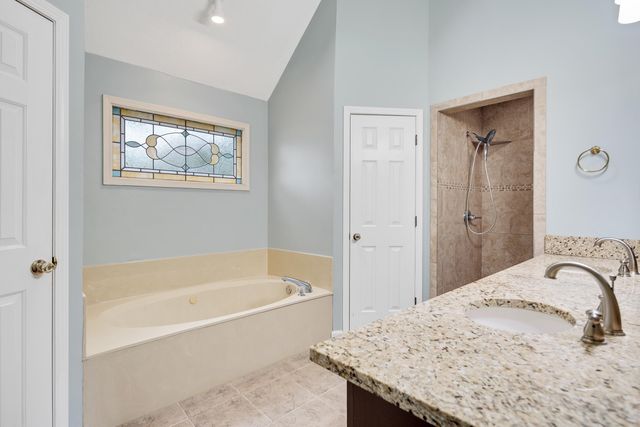 8940 ARMADALE DR, Germantown, TN 38139