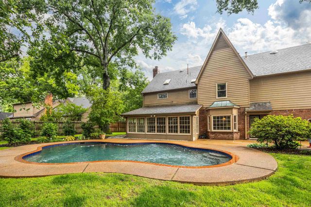 8940 ARMADALE DR, Germantown, TN 38139