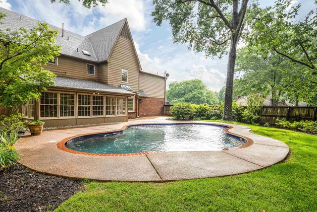 8940 ARMADALE DR, Germantown, TN 38139