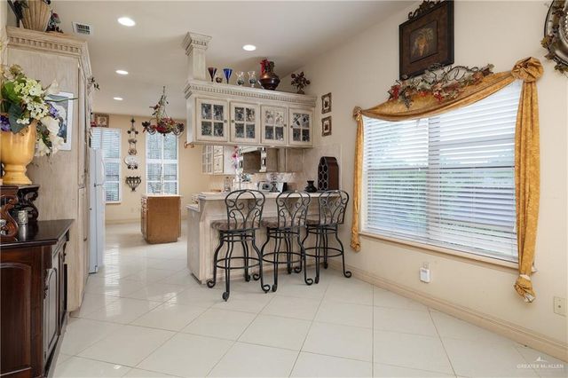 912 N Bentsen Road, Mcallen, TX 78501