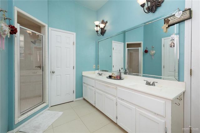 912 N Bentsen Road, Mcallen, TX 78501