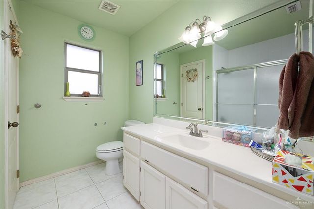 912 N Bentsen Road, Mcallen, TX 78501