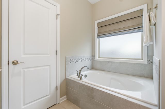 248 Doak Rd, Manchester, TN 37355