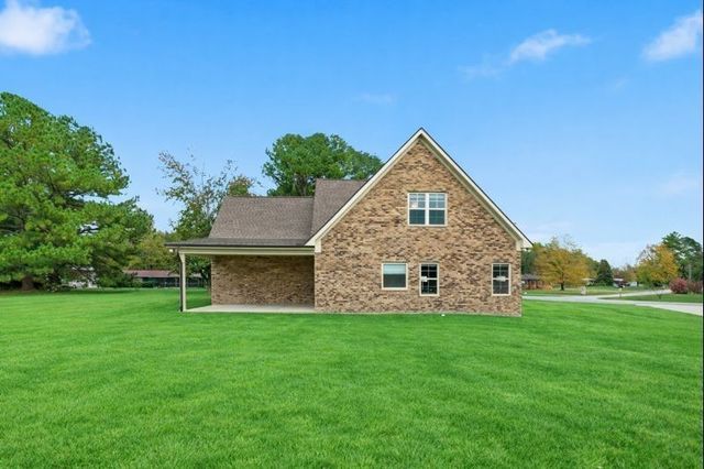 248 Doak Rd, Manchester, TN 37355