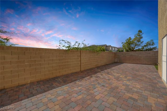 8795 Old Sea Avenue, Las Vegas, NV 89148