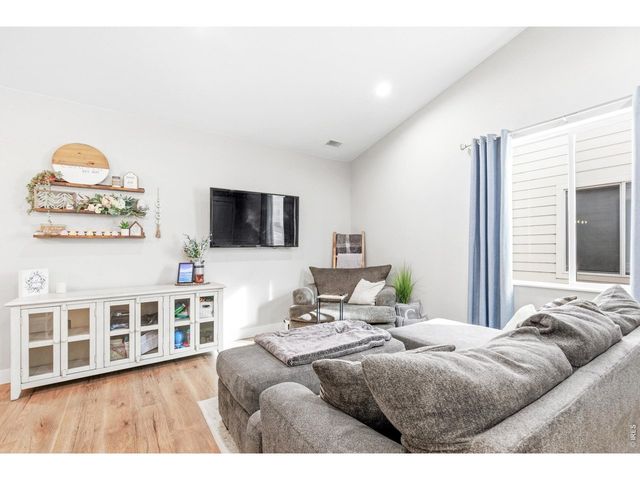 1123 Coyote Ln, Wiggins, CO 80654