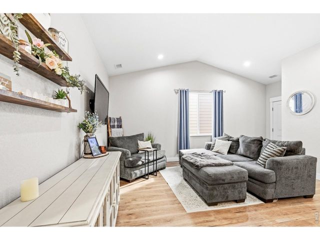 1123 Coyote Ln, Wiggins, CO 80654