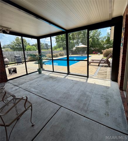 695 Stableway Road, Pike Road, AL 36064