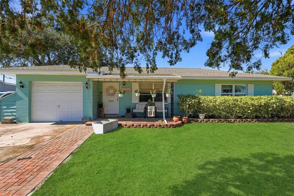 3992 62ND STREET N, St Petersburg, FL 33709
