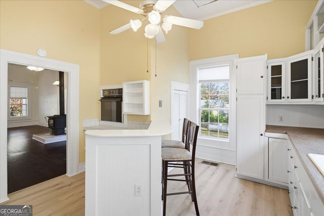 42 S Hunter Street, Senoia, GA 30276