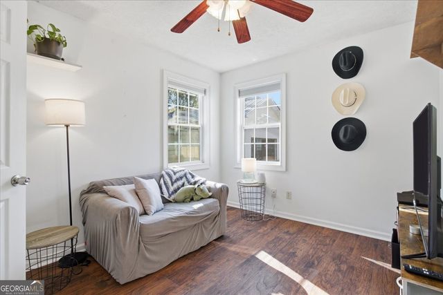 42 S Hunter Street, Senoia, GA 30276