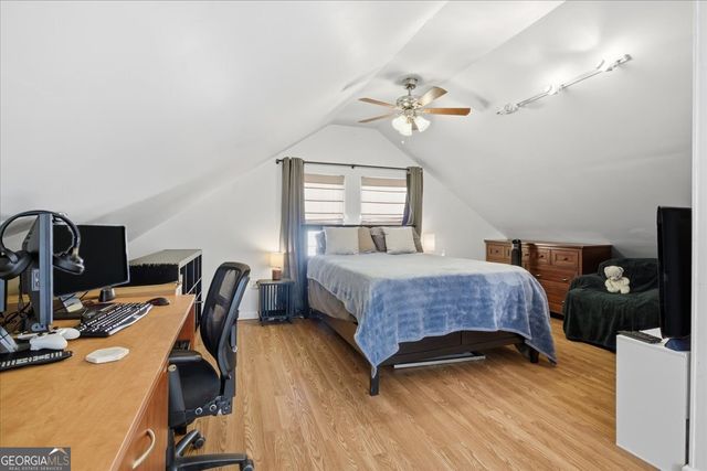 42 S Hunter Street, Senoia, GA 30276