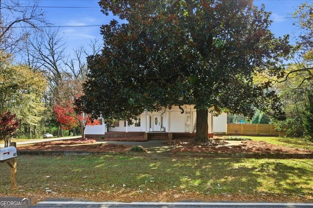42 S Hunter Street, Senoia, GA 30276