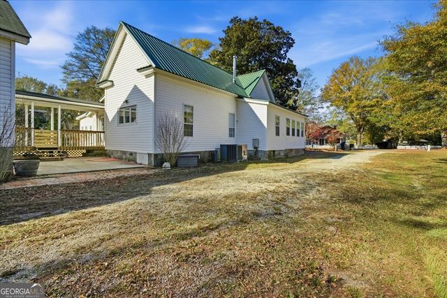 42 S Hunter Street, Senoia, GA 30276
