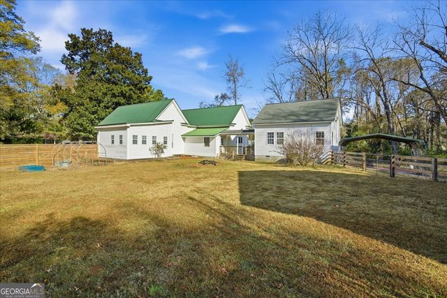 42 S Hunter Street, Senoia, GA 30276