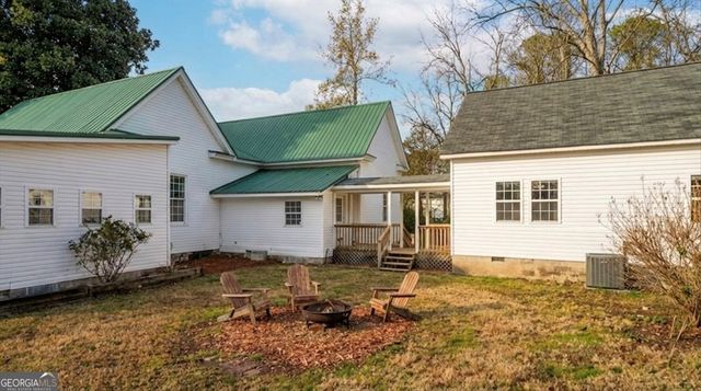 42 S Hunter Street, Senoia, GA 30276