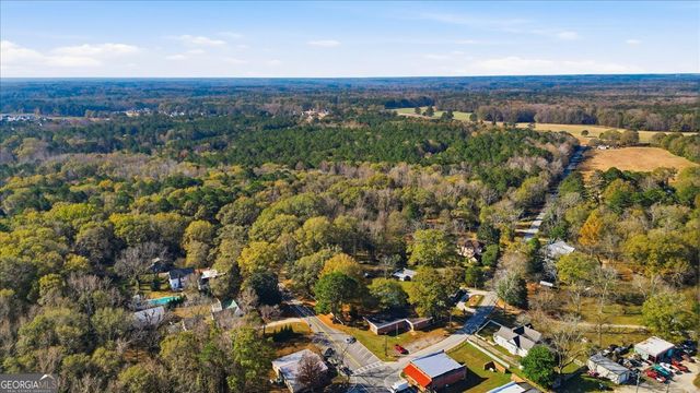 42 S Hunter Street, Senoia, GA 30276