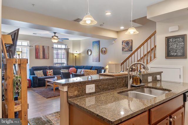 7136 DANIEL JOHN DR, Elkridge, MD 21075