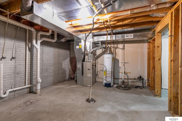 7240 Dorchester Court, Lincoln, NE 68521