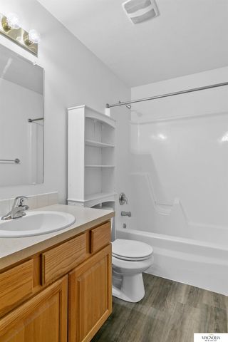 7240 Dorchester Court, Lincoln, NE 68521