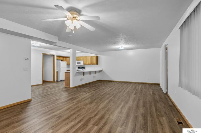 7240 Dorchester Court, Lincoln, NE 68521