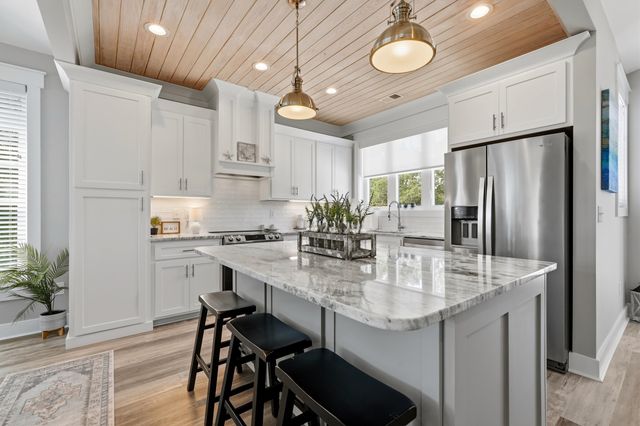 213 6th Ave. N, North Myrtle Beach, SC 29582