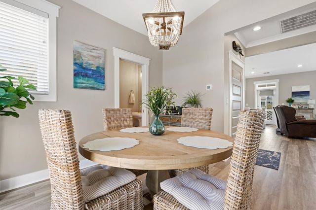 213 6th Ave. N, North Myrtle Beach, SC 29582