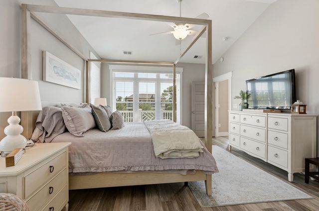 213 6th Ave. N, North Myrtle Beach, SC 29582