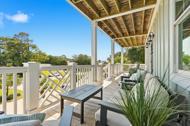 213 6th Ave. N, North Myrtle Beach, SC 29582