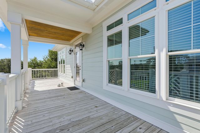 213 6th Ave. N, North Myrtle Beach, SC 29582