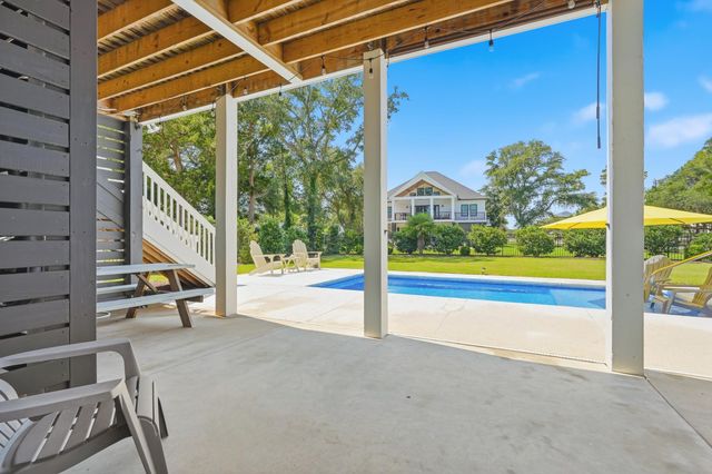 213 6th Ave. N, North Myrtle Beach, SC 29582
