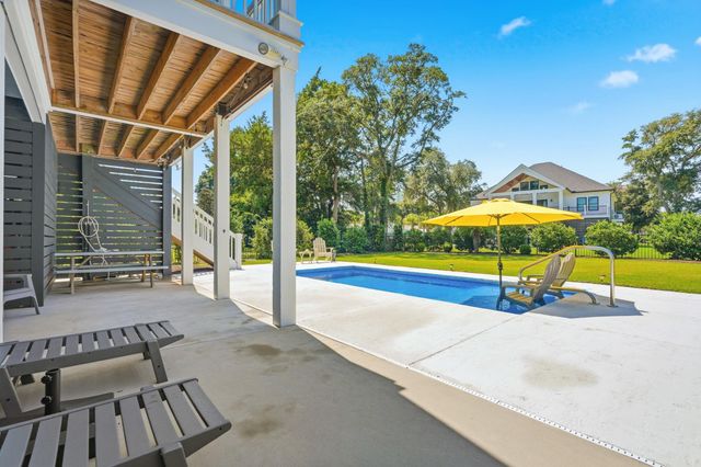 213 6th Ave. N, North Myrtle Beach, SC 29582