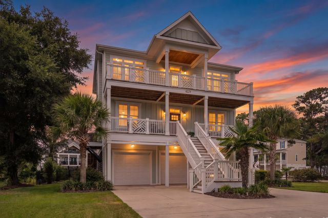 213 6th Ave. N, North Myrtle Beach, SC 29582