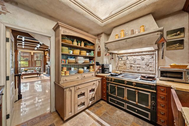 359 Beacon Street 2, Boston, MA 02116