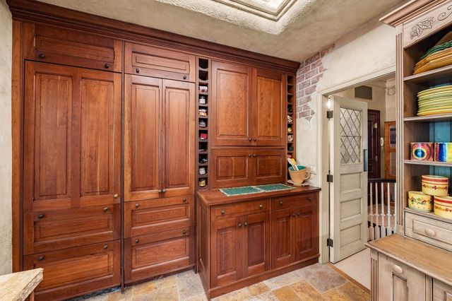 359 Beacon Street 2, Boston, MA 02116