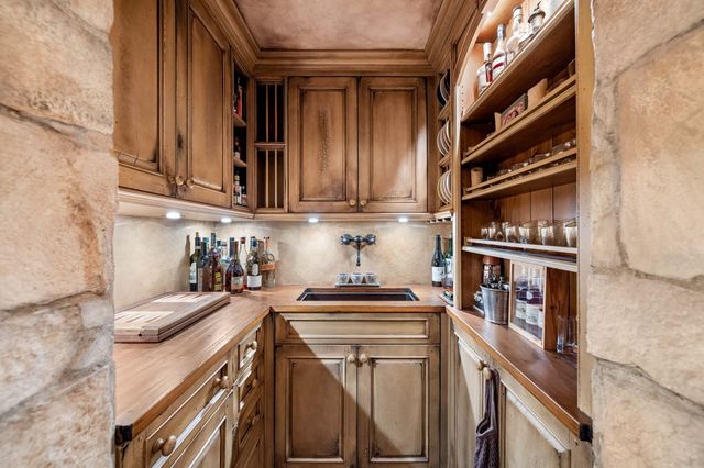 359 Beacon Street 2, Boston, MA 02116
