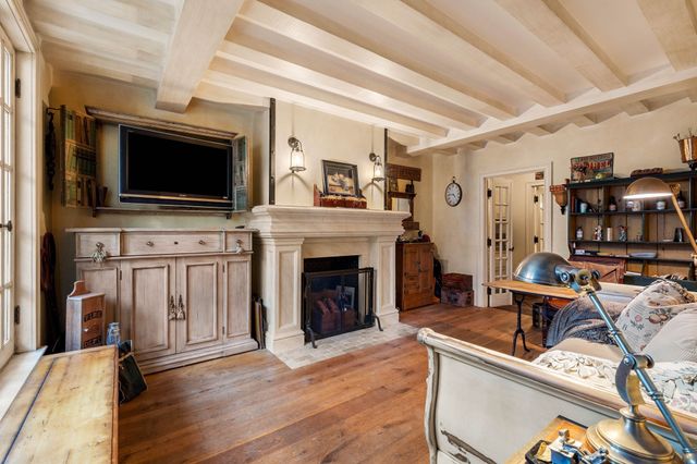 359 Beacon Street 2, Boston, MA 02116