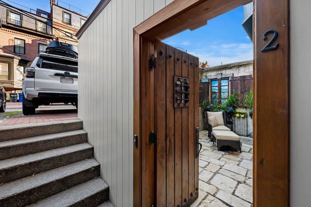 359 Beacon Street 2, Boston, MA 02116