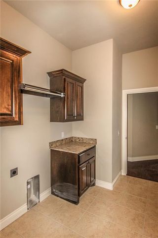 3300 Valley Hollow, Norman, OK 73071