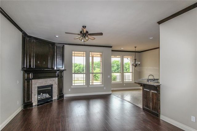 3300 Valley Hollow, Norman, OK 73071