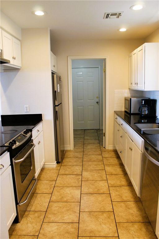 143 Lakeshore Dr, Rockport, TX 78382 — photo 3