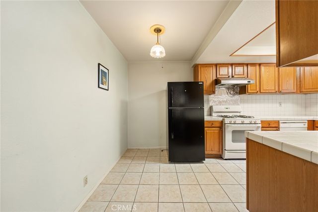 406 Genoa Street B, Monrovia, CA 91016