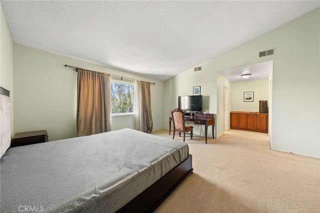 406 Genoa Street B, Monrovia, CA 91016