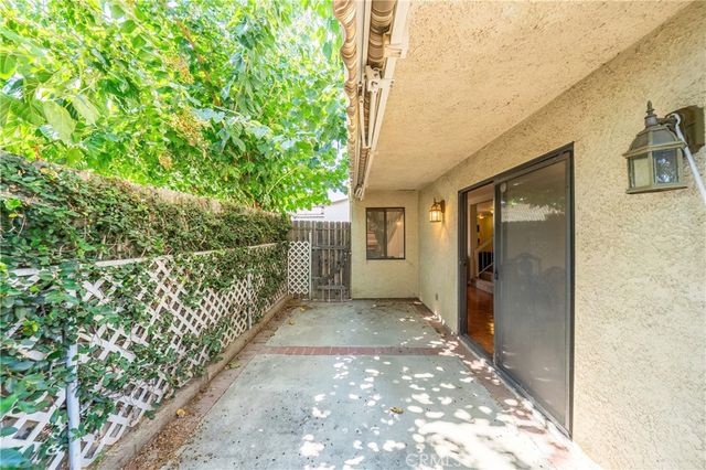 406 Genoa Street B, Monrovia, CA 91016