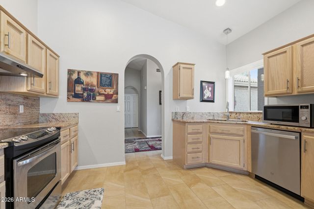 26421 S HOWARD Drive, Sun Lakes, AZ 85248