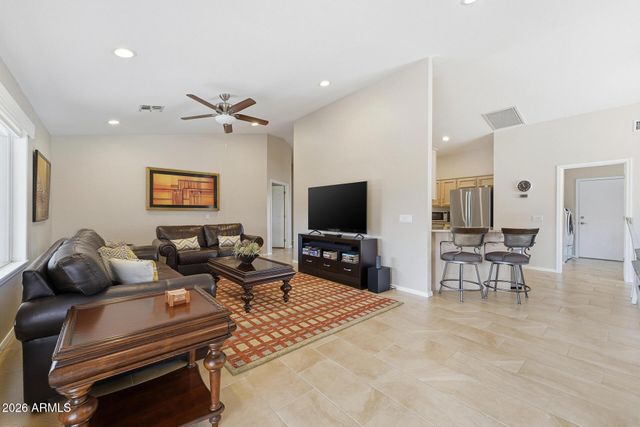 26421 S HOWARD Drive, Sun Lakes, AZ 85248