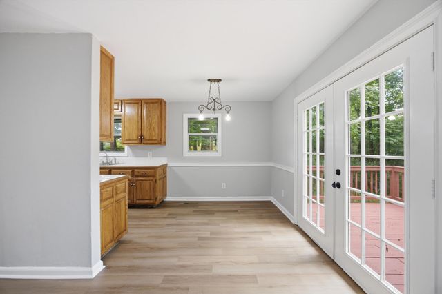 806 Nipper Drive, Rossville, GA 30741