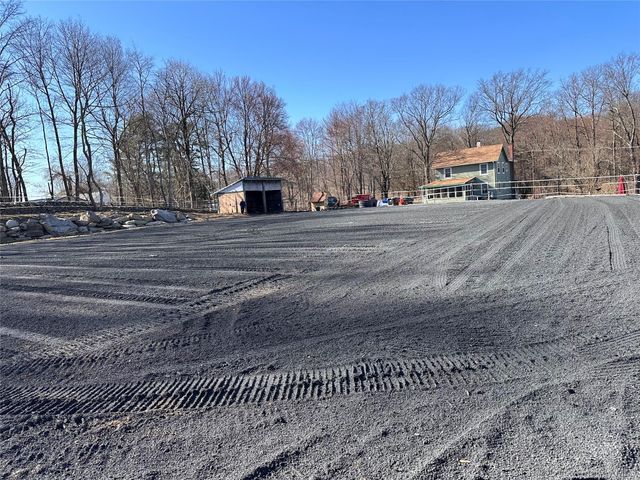 355 Fosler Road, Wallkill, NY 12589