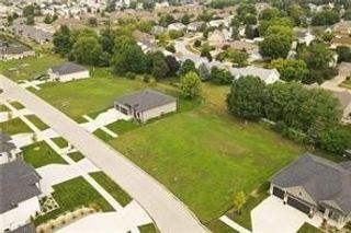 2205 14th Street SW, Altoona, IA 50009